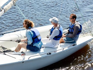 Segeln und Surfen am Steinberger See 02